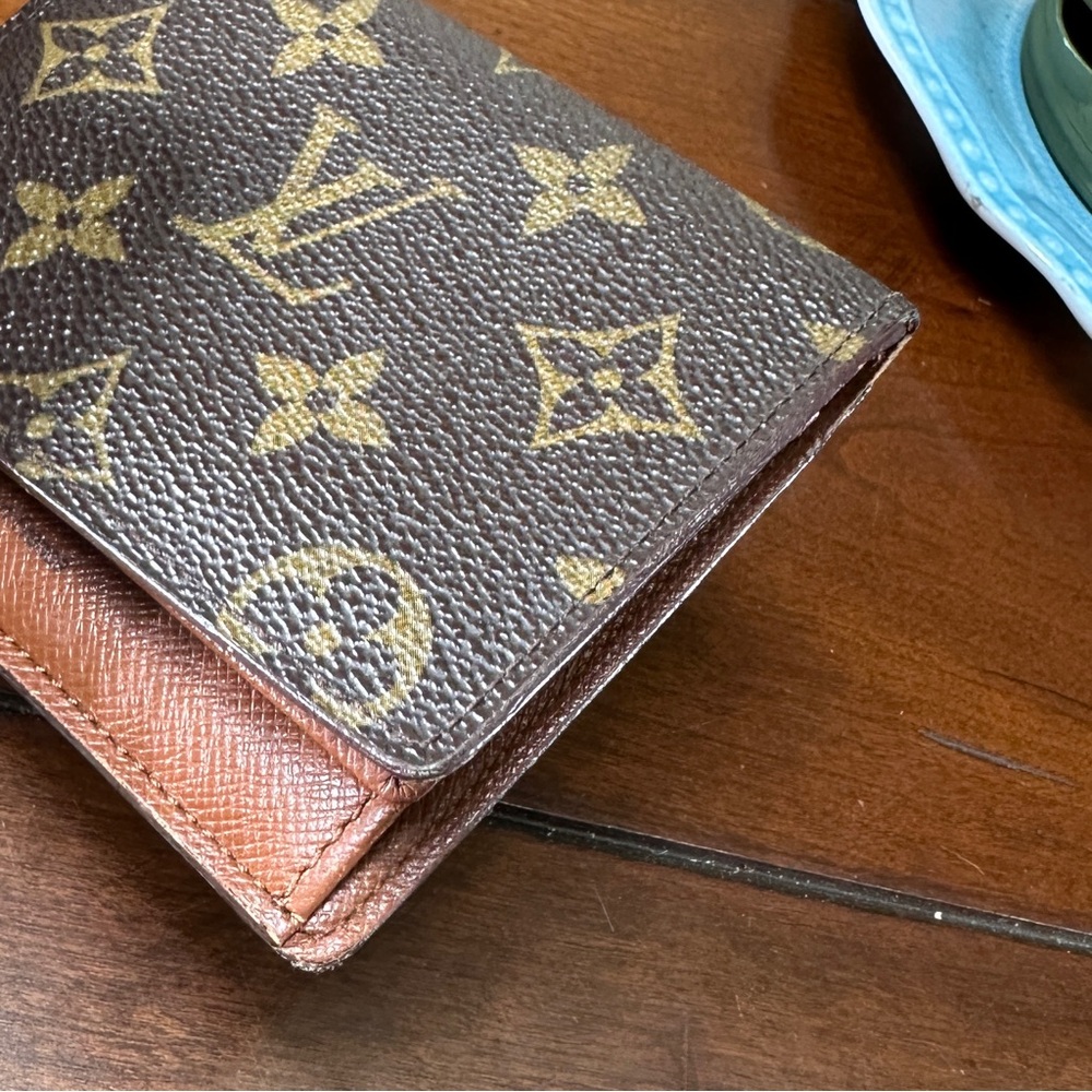 AUTHENTIC Louis Vuitton id/card holder wallet. - Picture 3 of 12